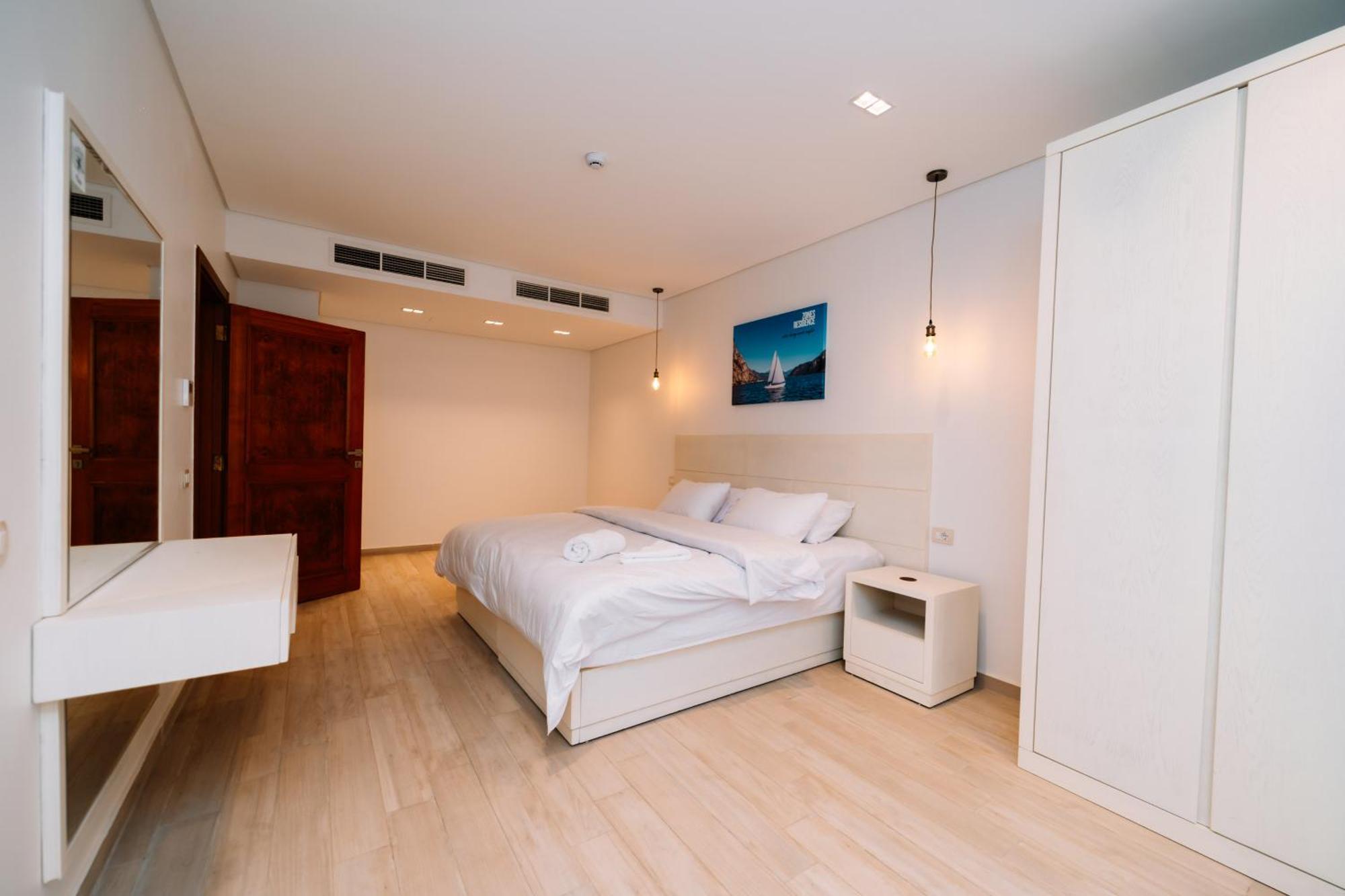 Zones Hotel